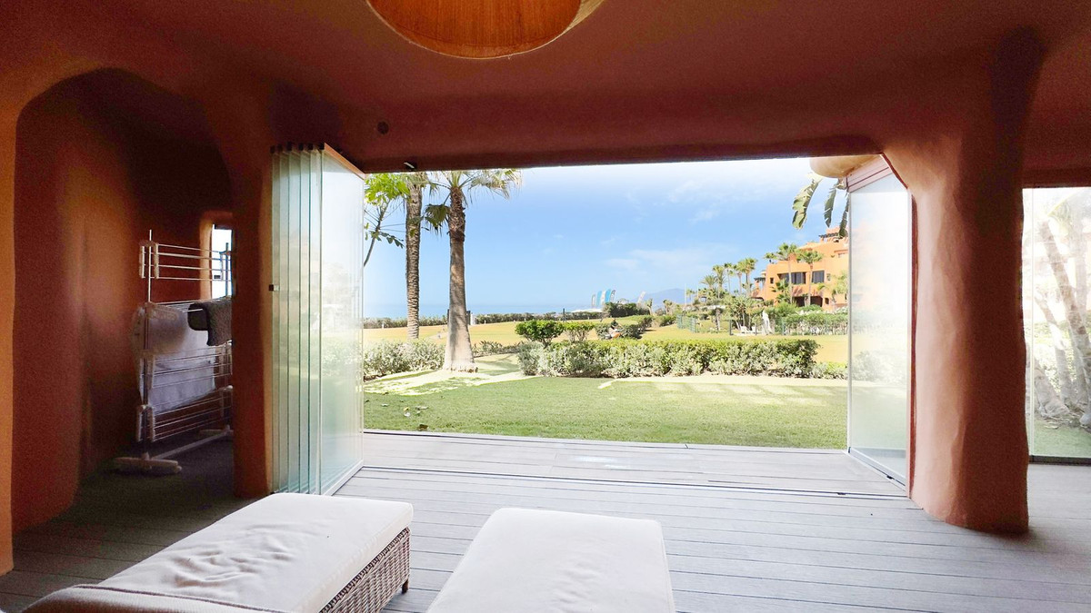 4 Bed Apartment for sale in Los Monteros Costa Del Sol, Málaga, Spain