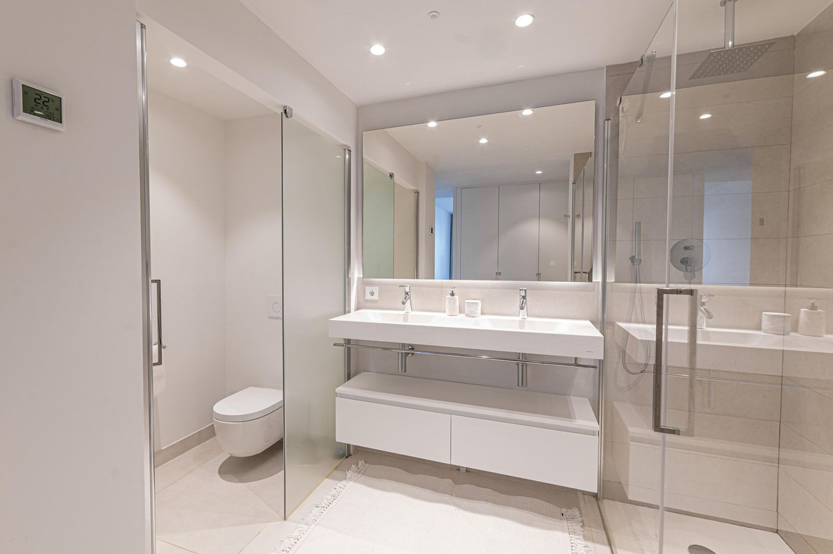 2 Bed Apartment for sale in Higueron Costa Del Sol, Málaga, Spain