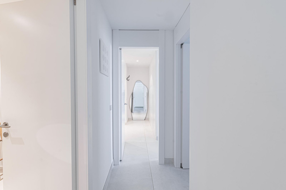 2 Bed Apartment for sale in Higueron Costa Del Sol, Málaga, Spain