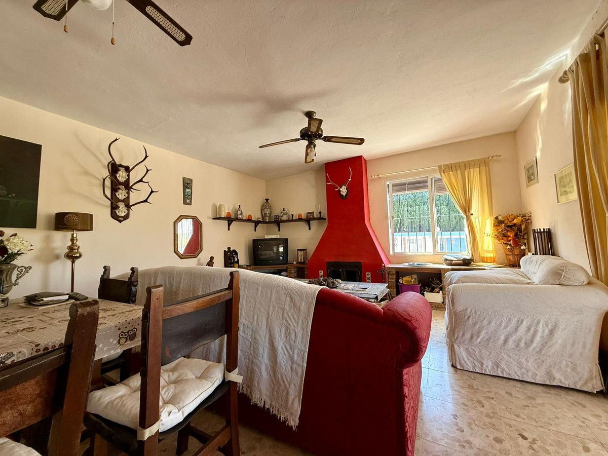 Se vende Villa - Chalet de 3 dormitorios en Costa Del Sol, Málaga, España