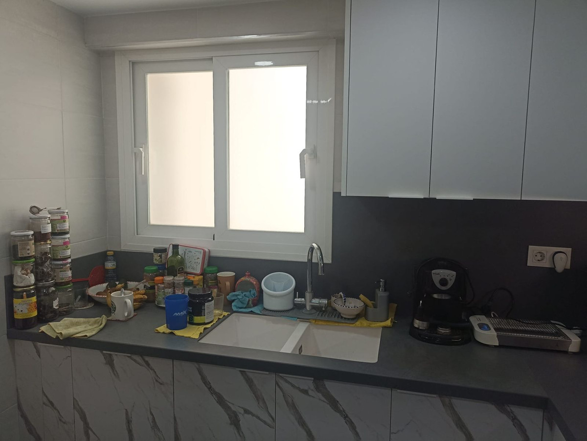 3 Bed Apartment for sale in Fuengirola Costa Del Sol, Málaga, Spain