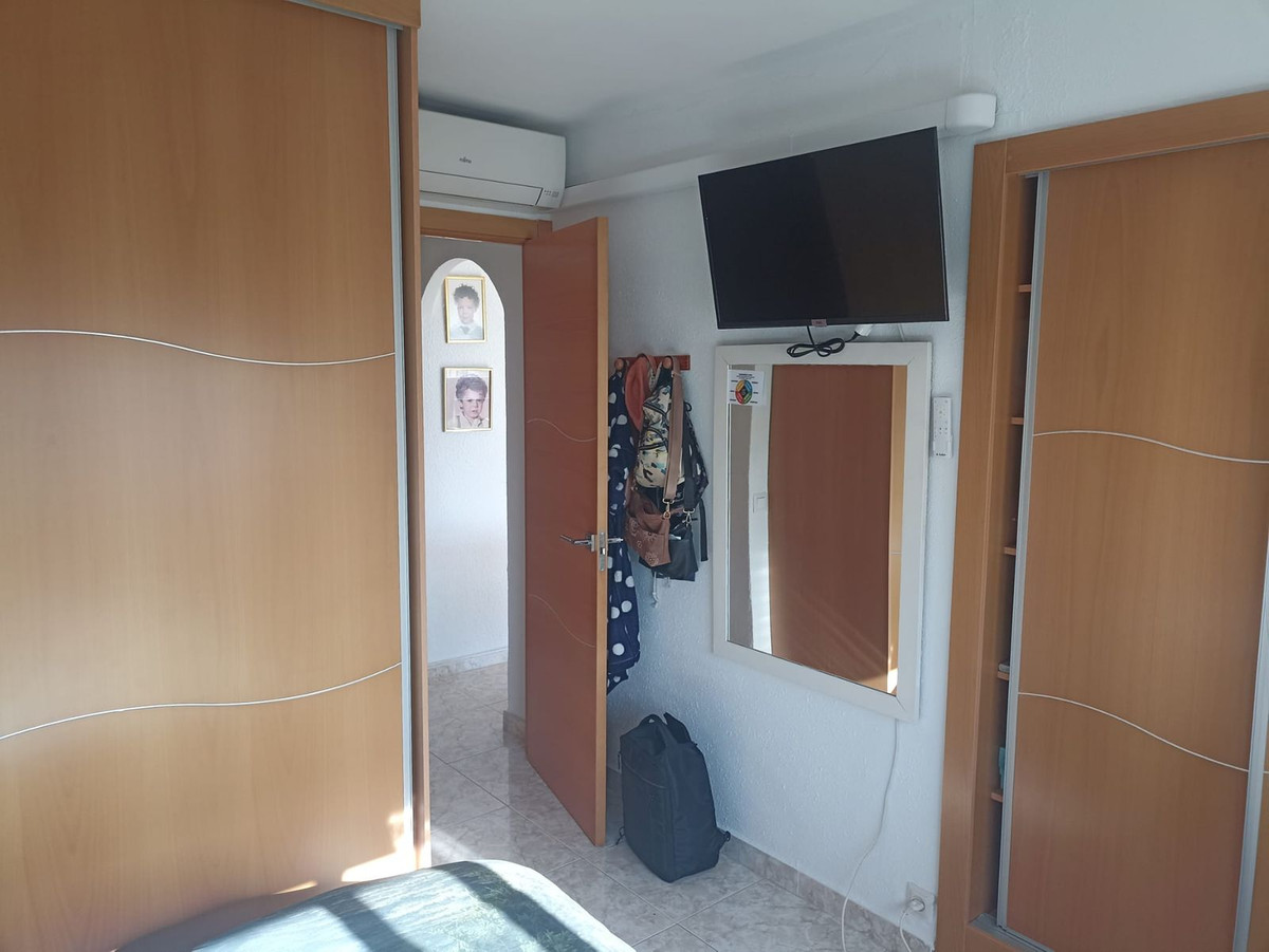 3 Bed Apartment for sale in Fuengirola Costa Del Sol, Málaga, Spain