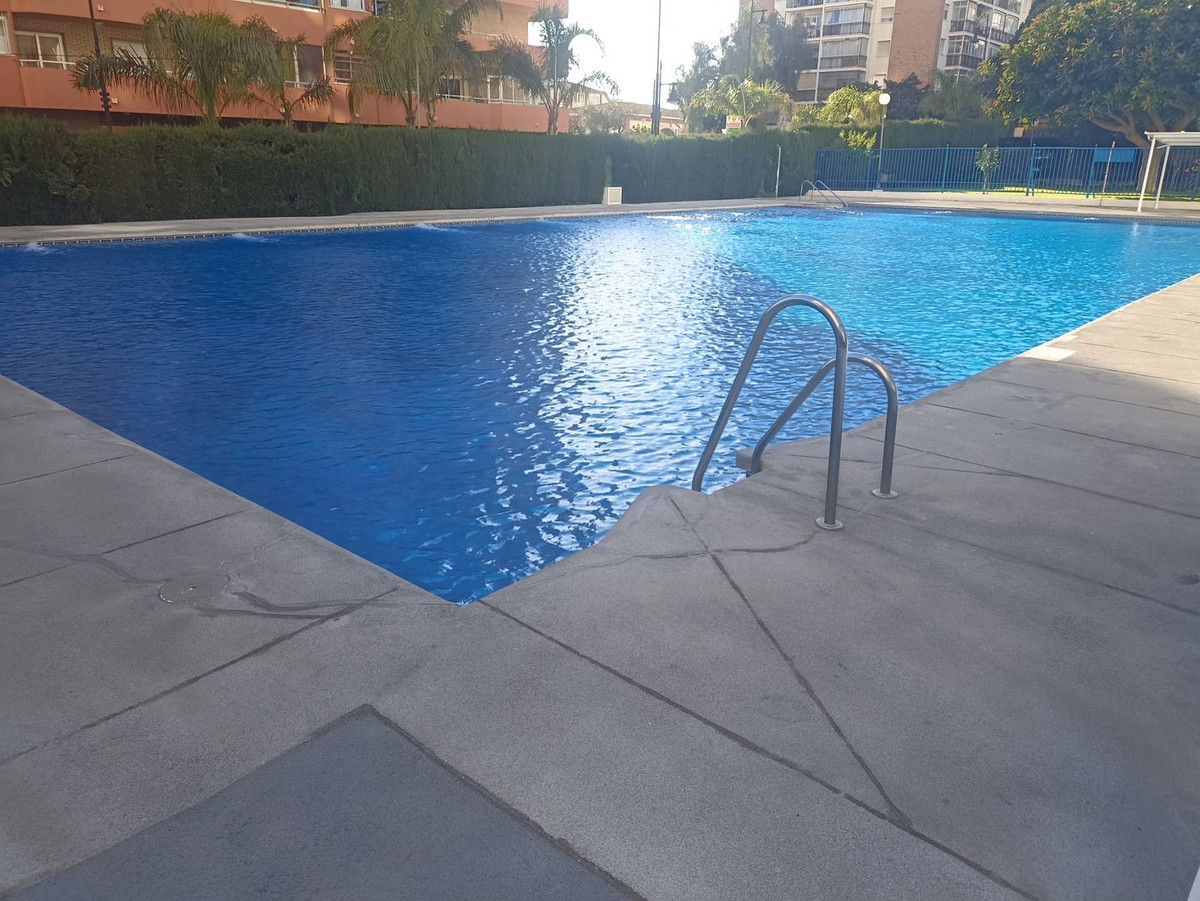 3 Bed Apartment for sale in Fuengirola Costa Del Sol, Málaga, Spain
