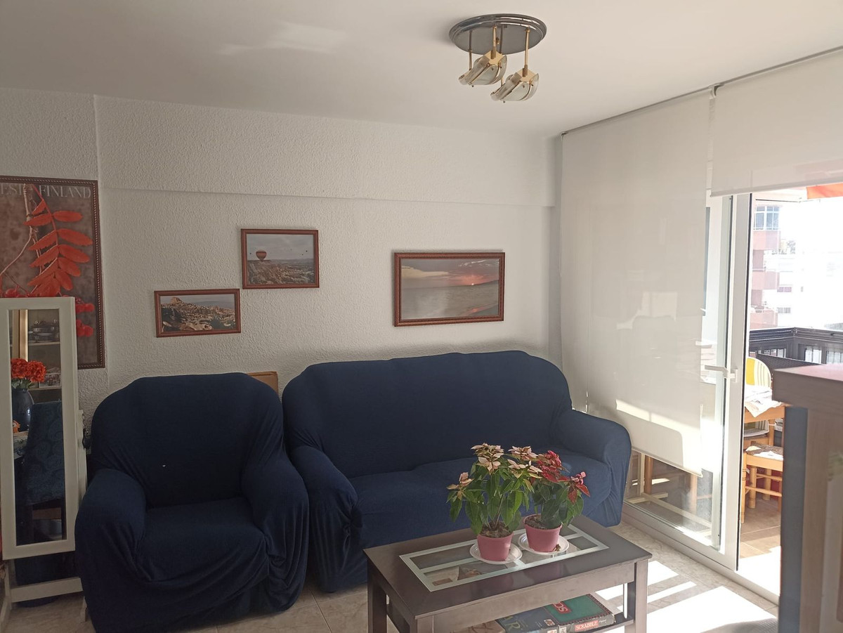 3 Bed Apartment for sale in Fuengirola Costa Del Sol, Málaga, Spain