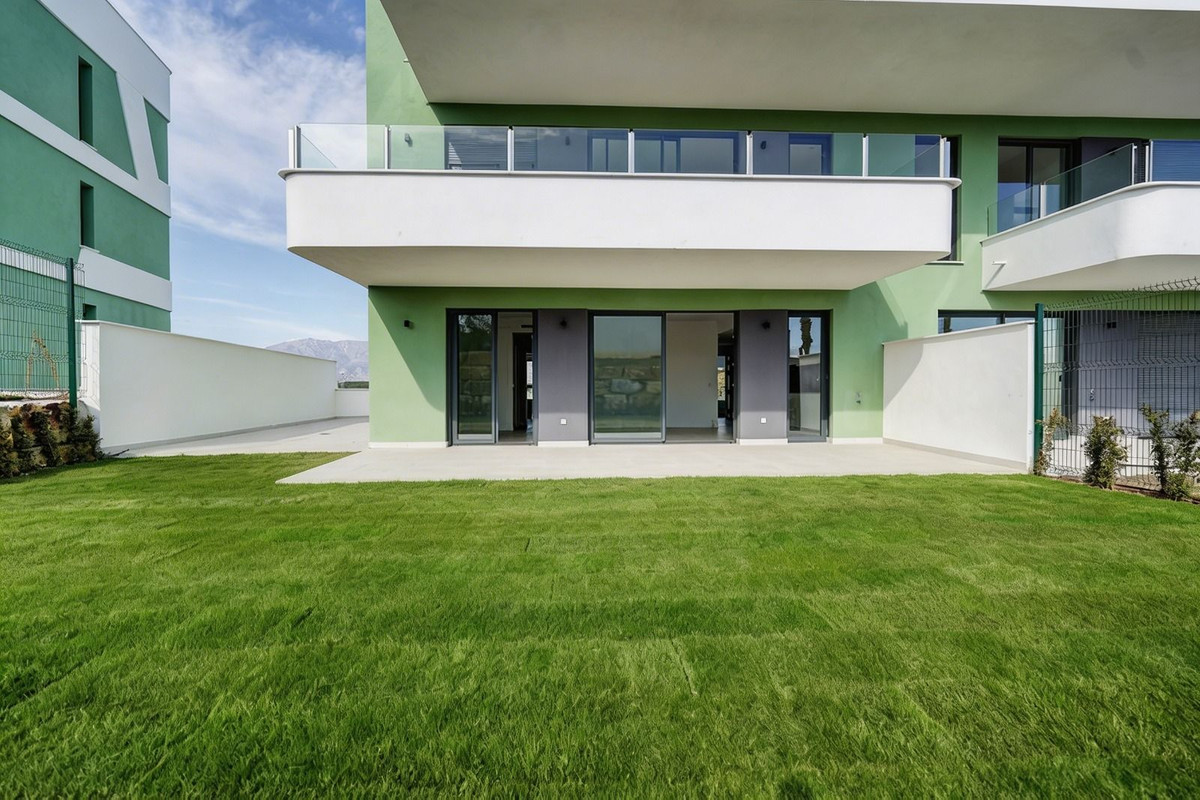 3 Bed Apartment for sale in Mijas Costa Costa Del Sol, Málaga, Spain