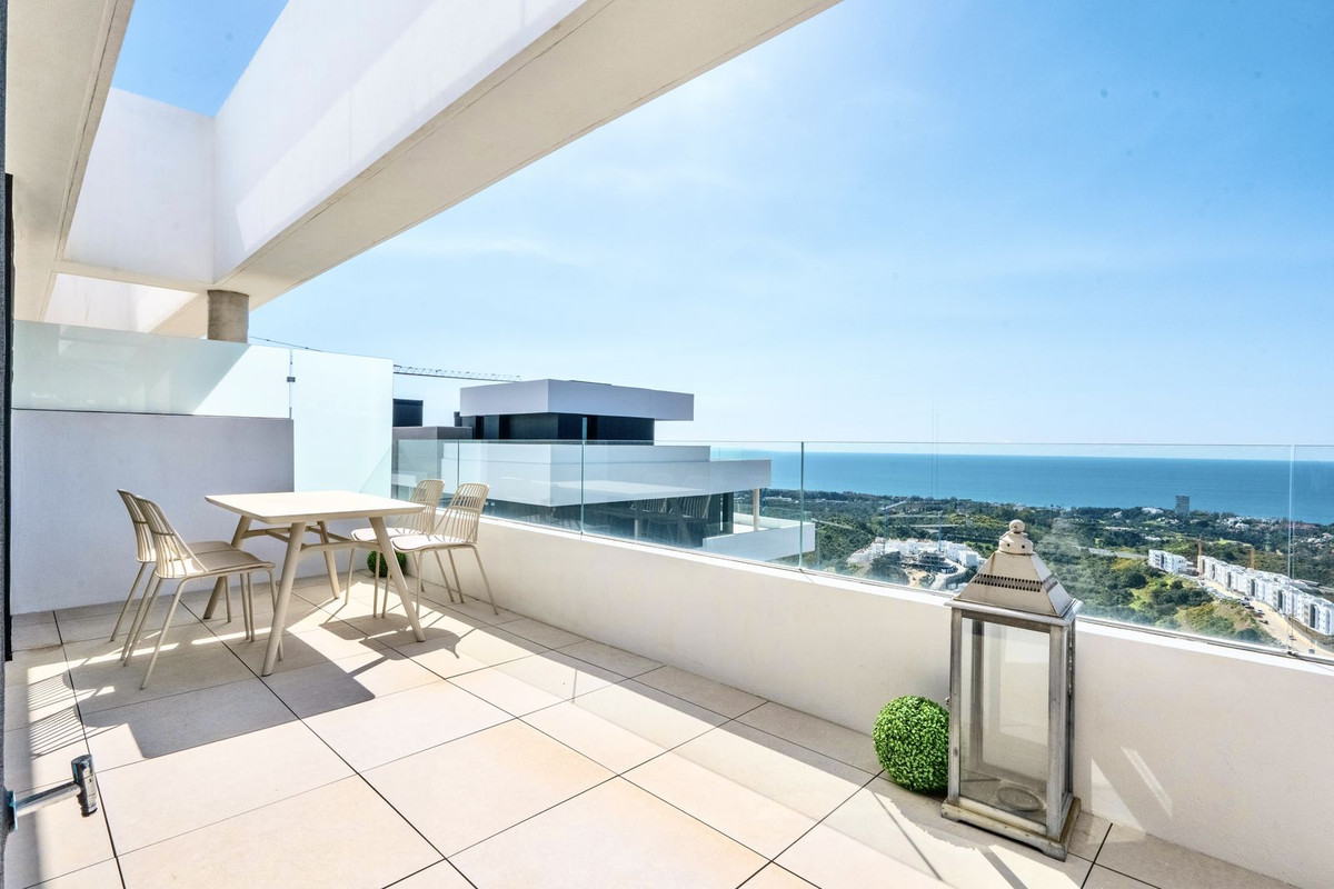 2 Bed Apartment for sale in Altos De Los Monteros Costa Del Sol, Málaga, Spain
