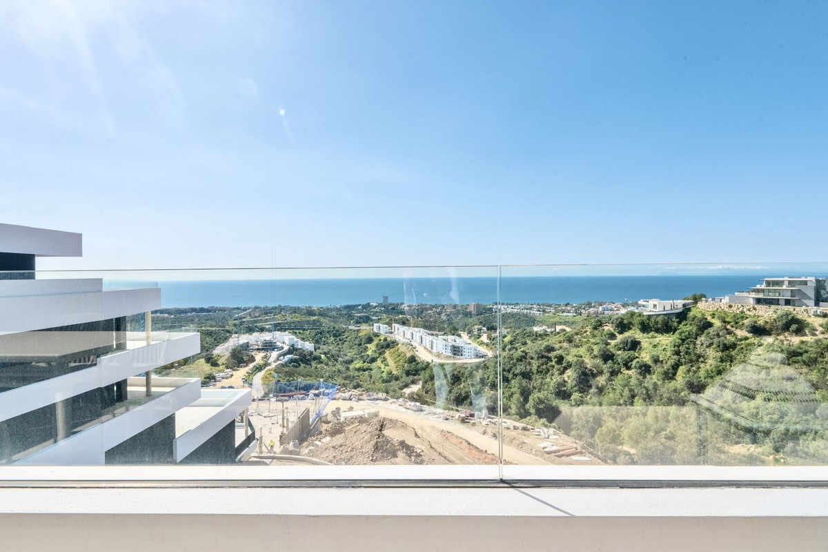 2 Bed Apartment for sale in Altos De Los Monteros Costa Del Sol, Málaga, Spain