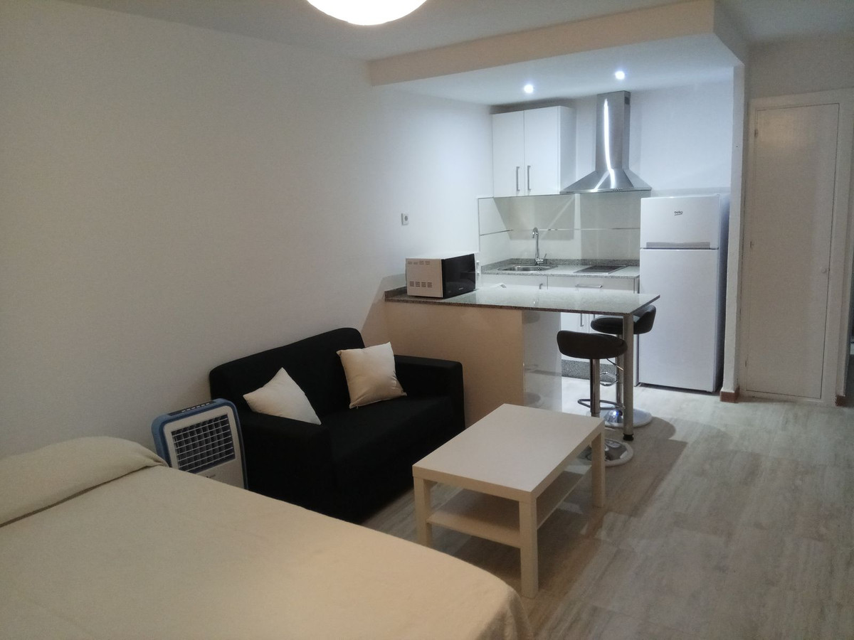 Se vende Estudio Planta Superior  en Costa Del Sol, Málaga, España