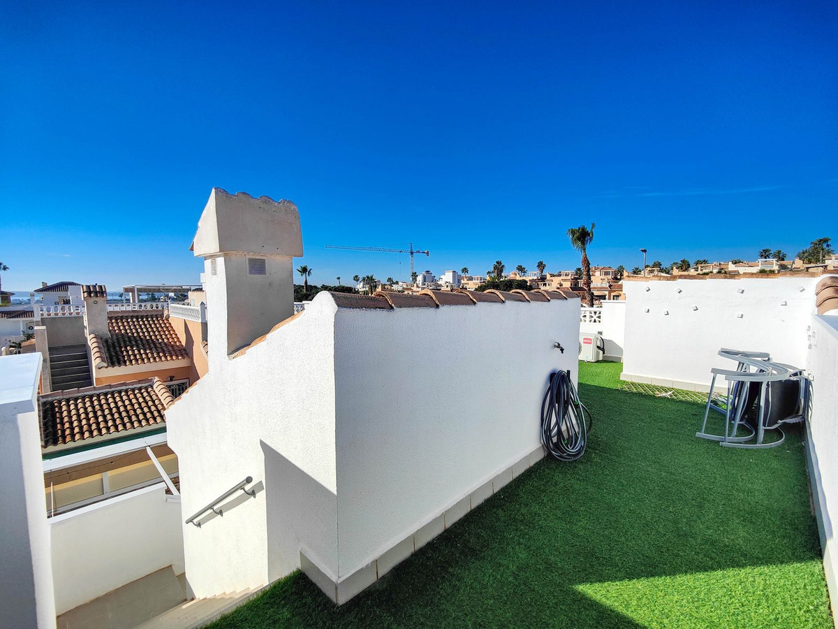 Se vende Villa - Chalet de 2 dormitorios en Costa Blanca, Alicante, España