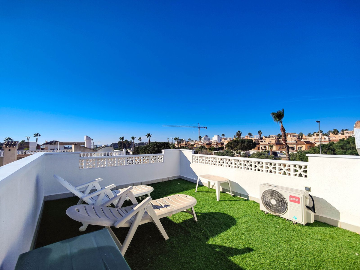 Se vende Villa - Chalet de 2 dormitorios en Costa Blanca, Alicante, España