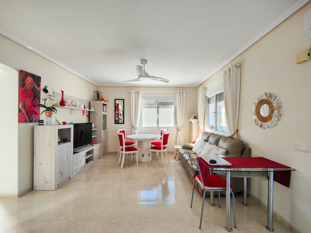 Se vende Villa - Chalet de 2 dormitorios en Costa Blanca, Alicante, España