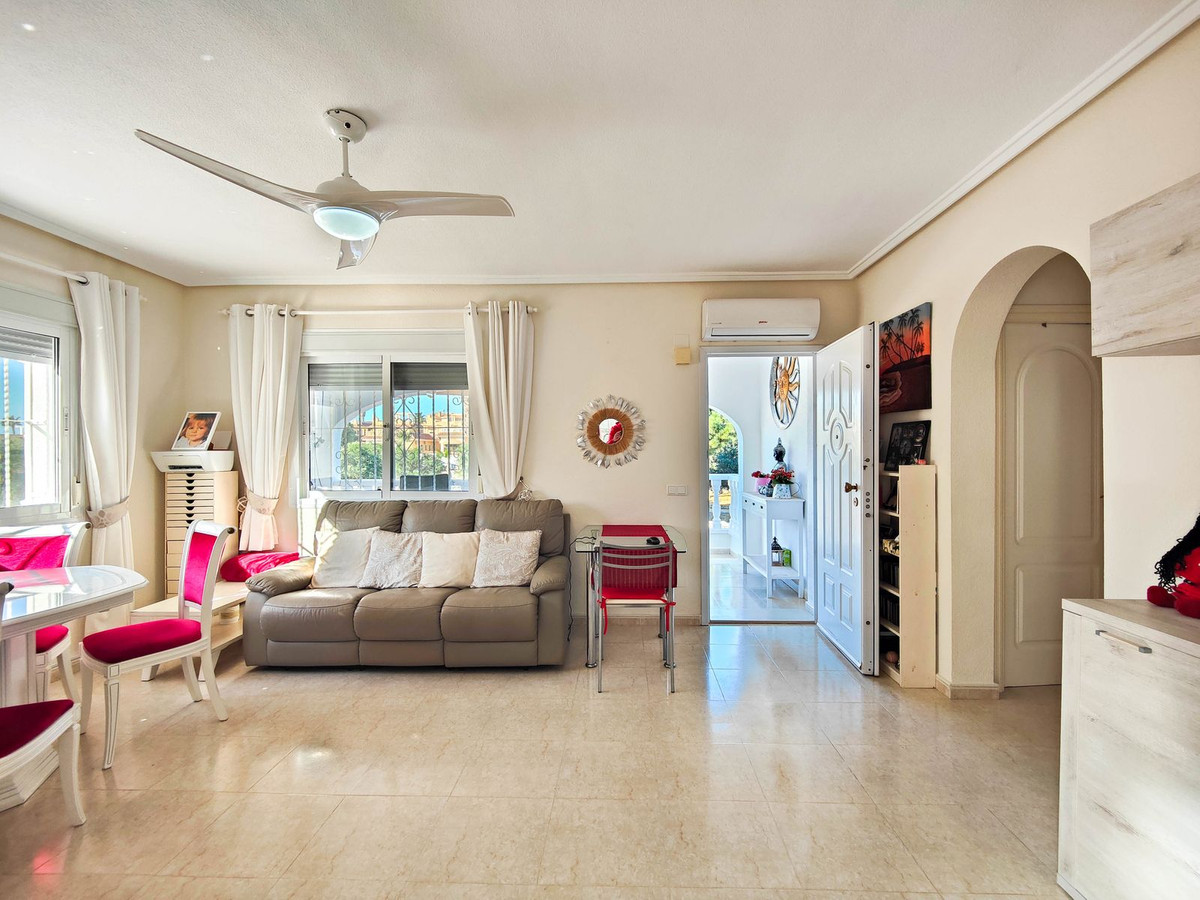 Se vende Villa - Chalet de 2 dormitorios en Costa Blanca, Alicante, España