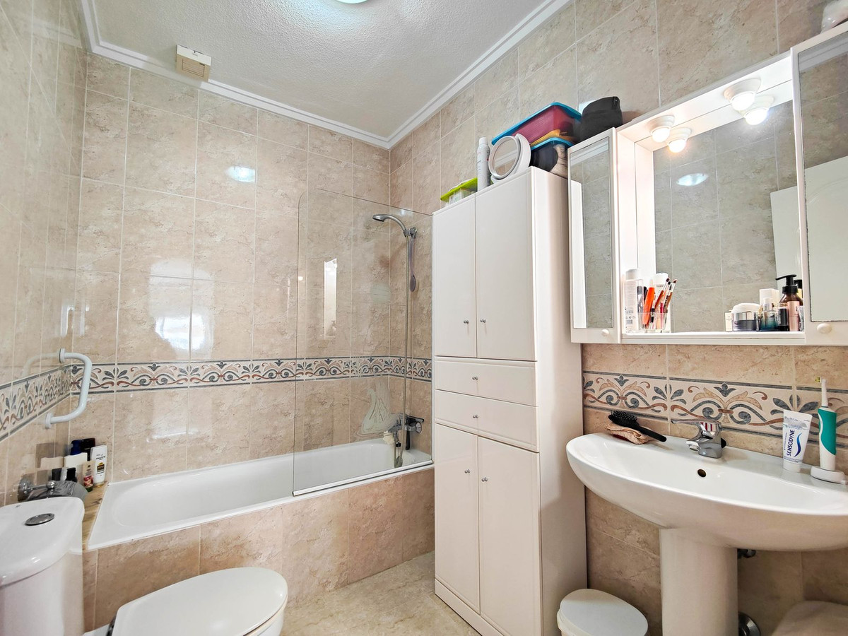 Se vende Villa - Chalet de 2 dormitorios en Costa Blanca, Alicante, España