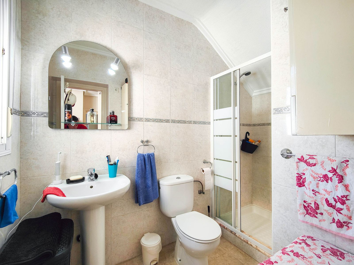 Se vende Villa - Chalet de 2 dormitorios en Costa Blanca, Alicante, España