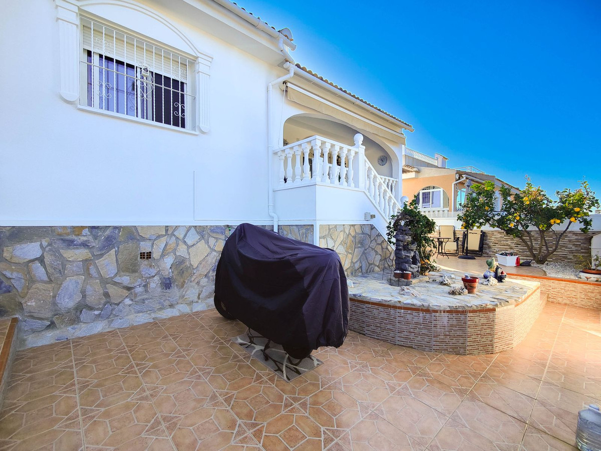 Se vende Villa - Chalet de 2 dormitorios en Costa Blanca, Alicante, España