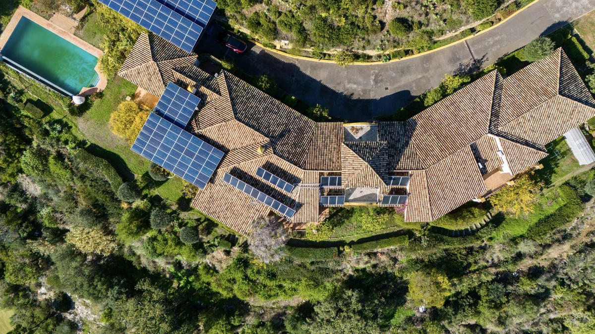 Se vende Villa - Chalet de 6 dormitorios en Costa Del Sol, Málaga, España