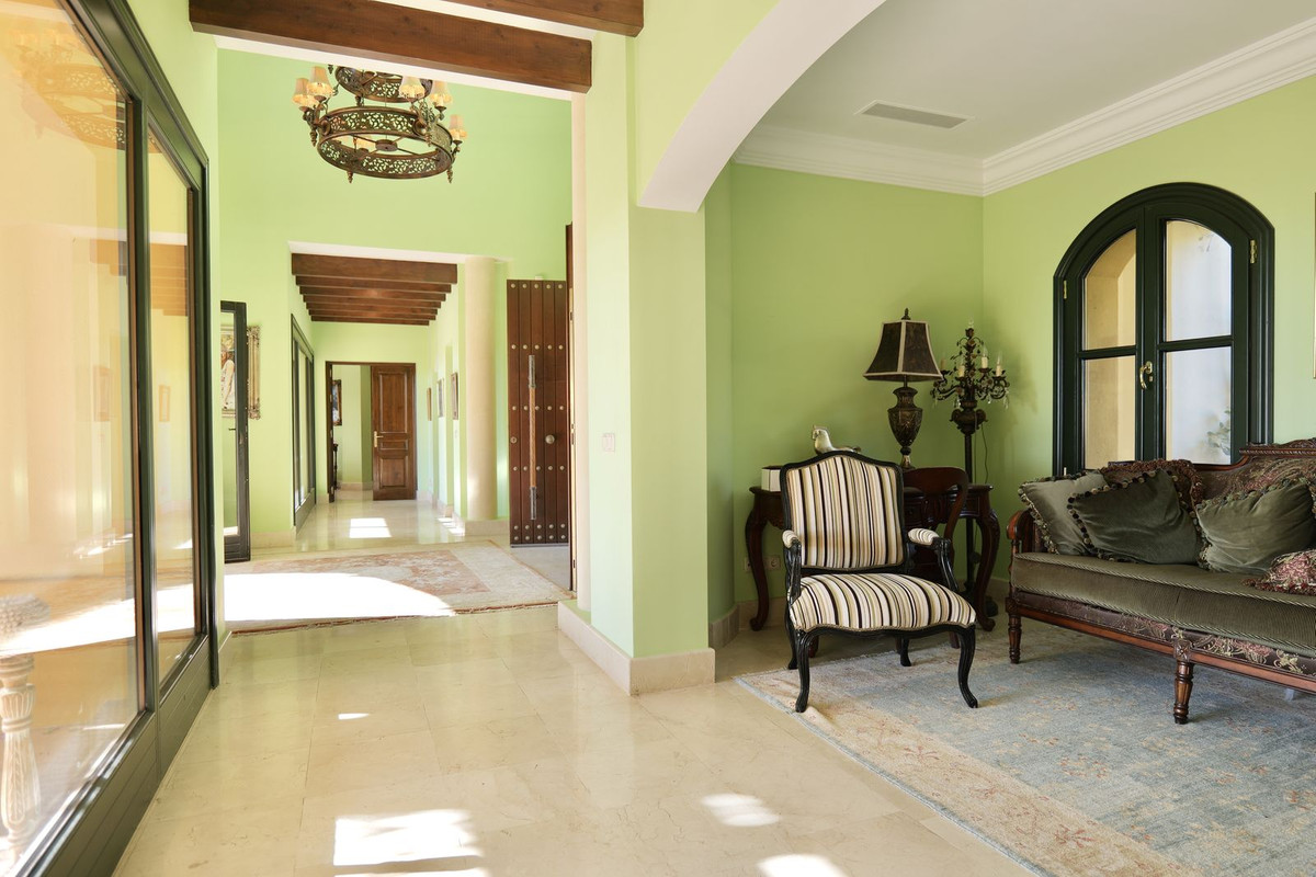 Se vende Villa - Chalet de 6 dormitorios en Costa Del Sol, Málaga, España