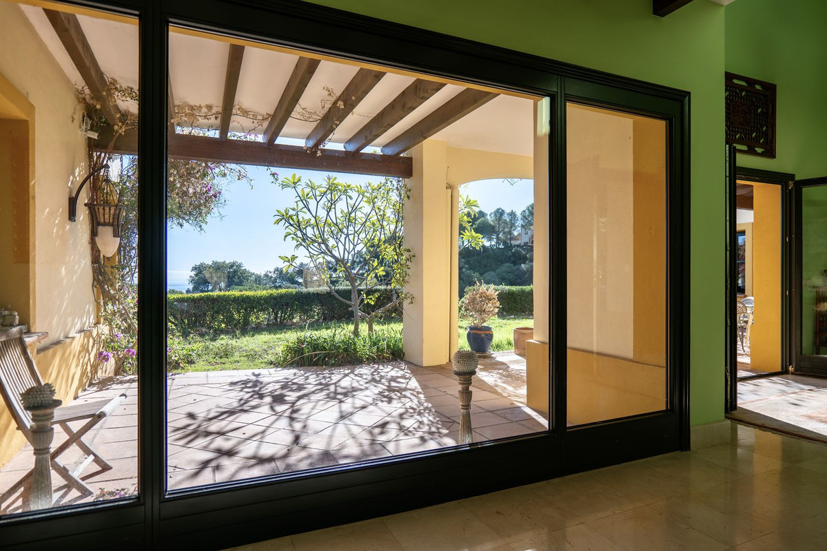 Se vende Villa - Chalet de 6 dormitorios en Costa Del Sol, Málaga, España