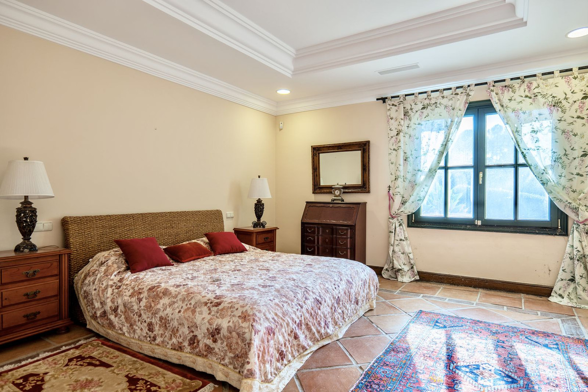 Se vende Villa - Chalet de 6 dormitorios en Costa Del Sol, Málaga, España
