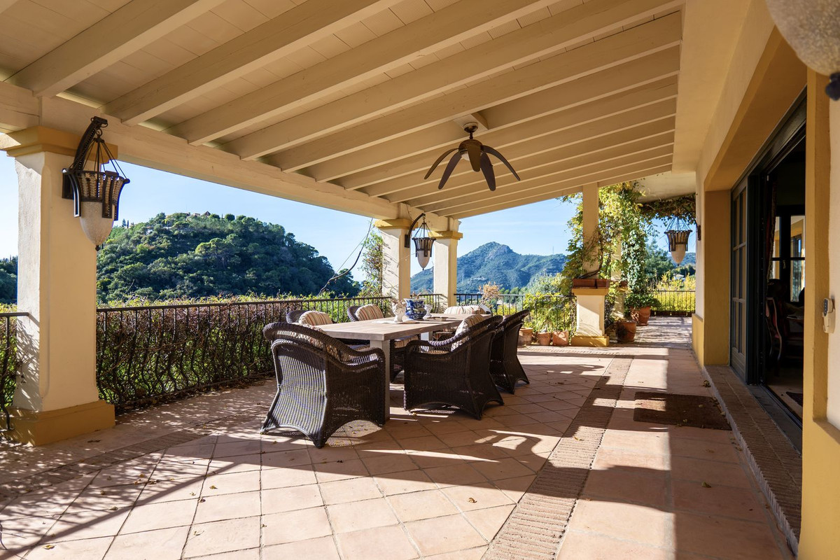 Se vende Villa - Chalet de 6 dormitorios en Costa Del Sol, Málaga, España