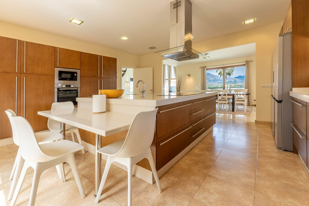 5 Bed Townhouse for sale in La Cala Golf Costa Del Sol, Málaga, Spain