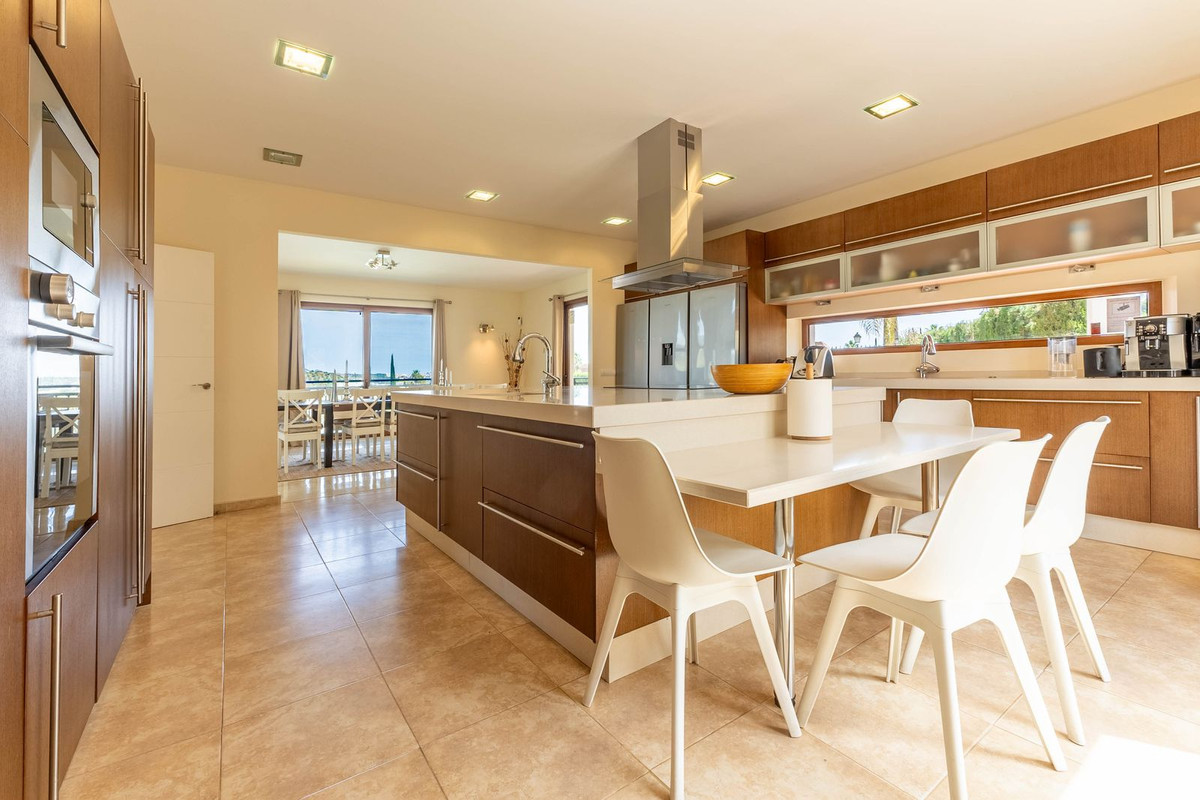 5 Bed Townhouse for sale in La Cala Golf Costa Del Sol, Málaga, Spain