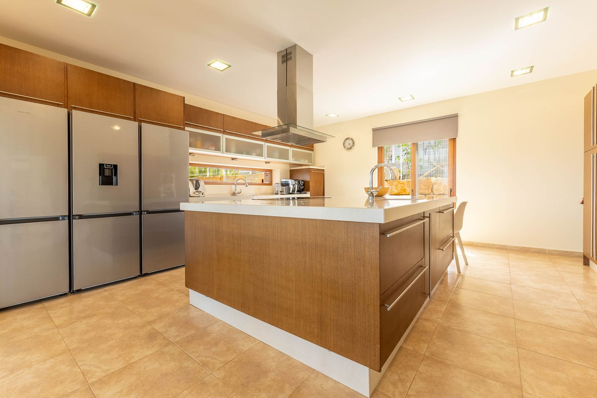 5 Bed Townhouse for sale in La Cala Golf Costa Del Sol, Málaga, Spain