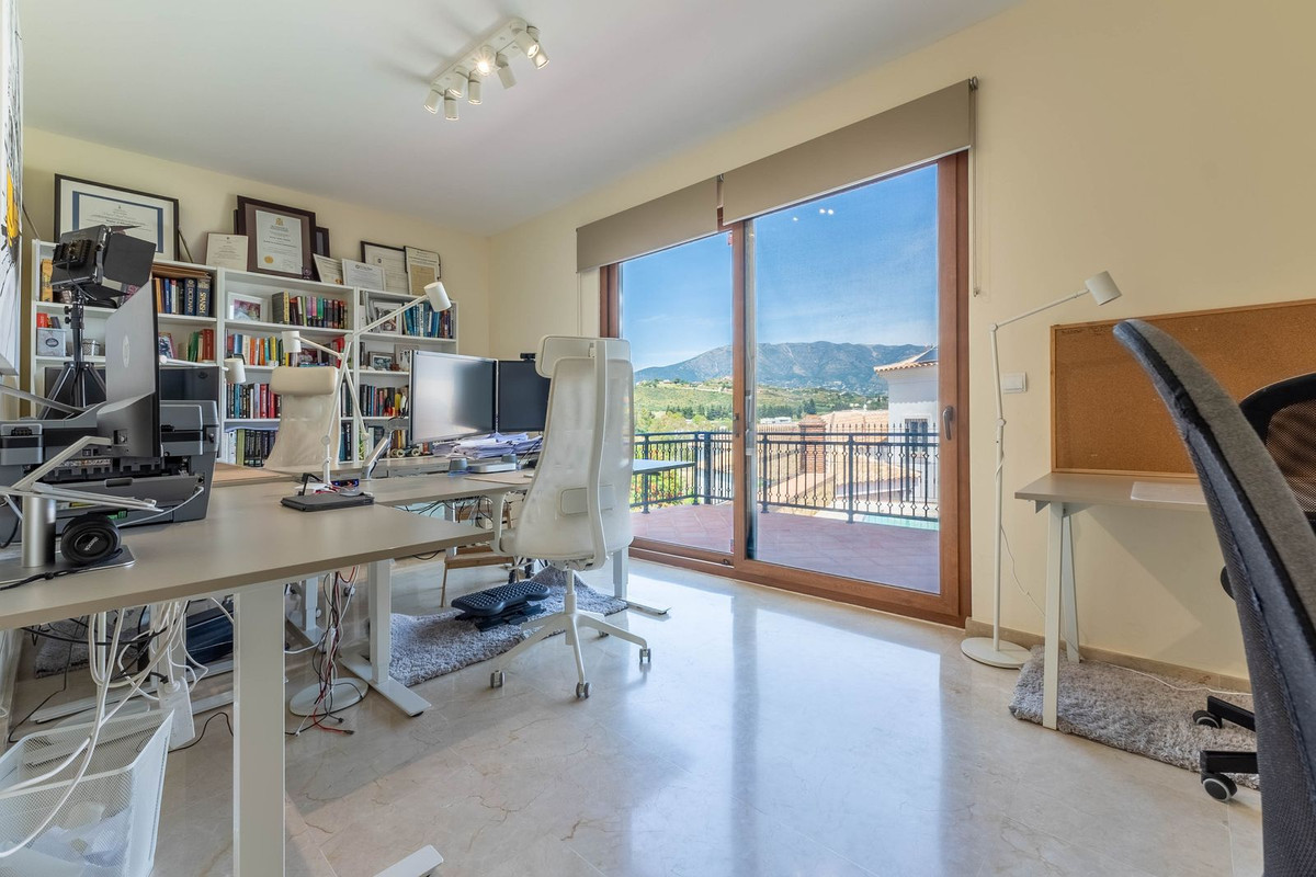 5 Bed Townhouse for sale in La Cala Golf Costa Del Sol, Málaga, Spain