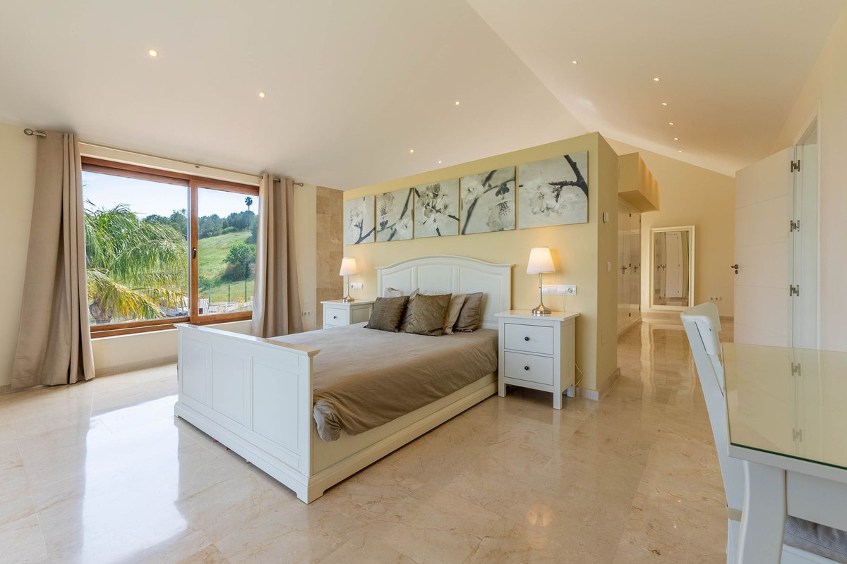 5 Bed Townhouse for sale in La Cala Golf Costa Del Sol, Málaga, Spain