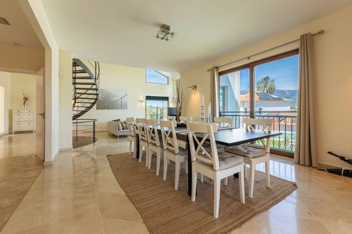 5 Bed Townhouse for sale in La Cala Golf Costa Del Sol, Málaga, Spain