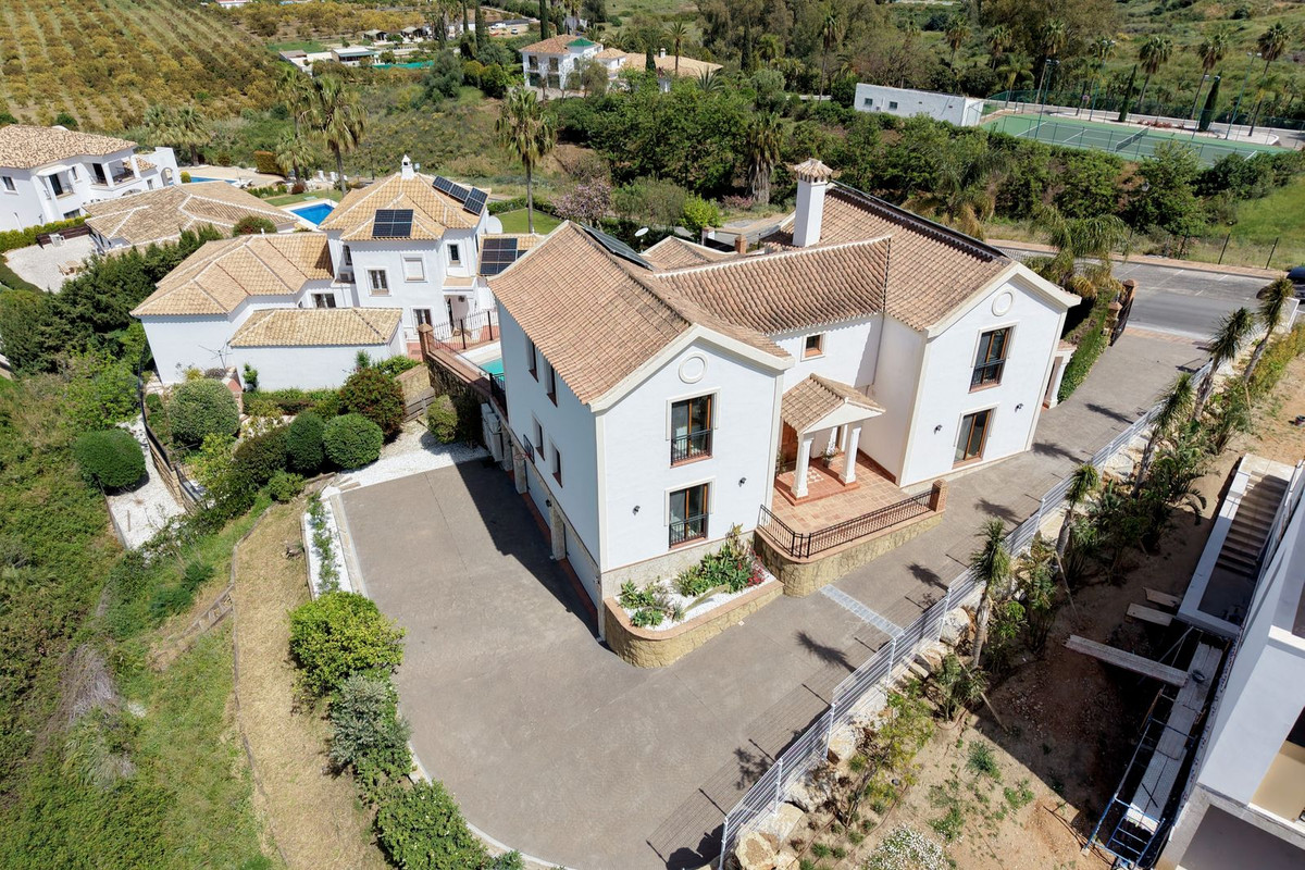 5 Bed Townhouse for sale in La Cala Golf Costa Del Sol, Málaga, Spain
