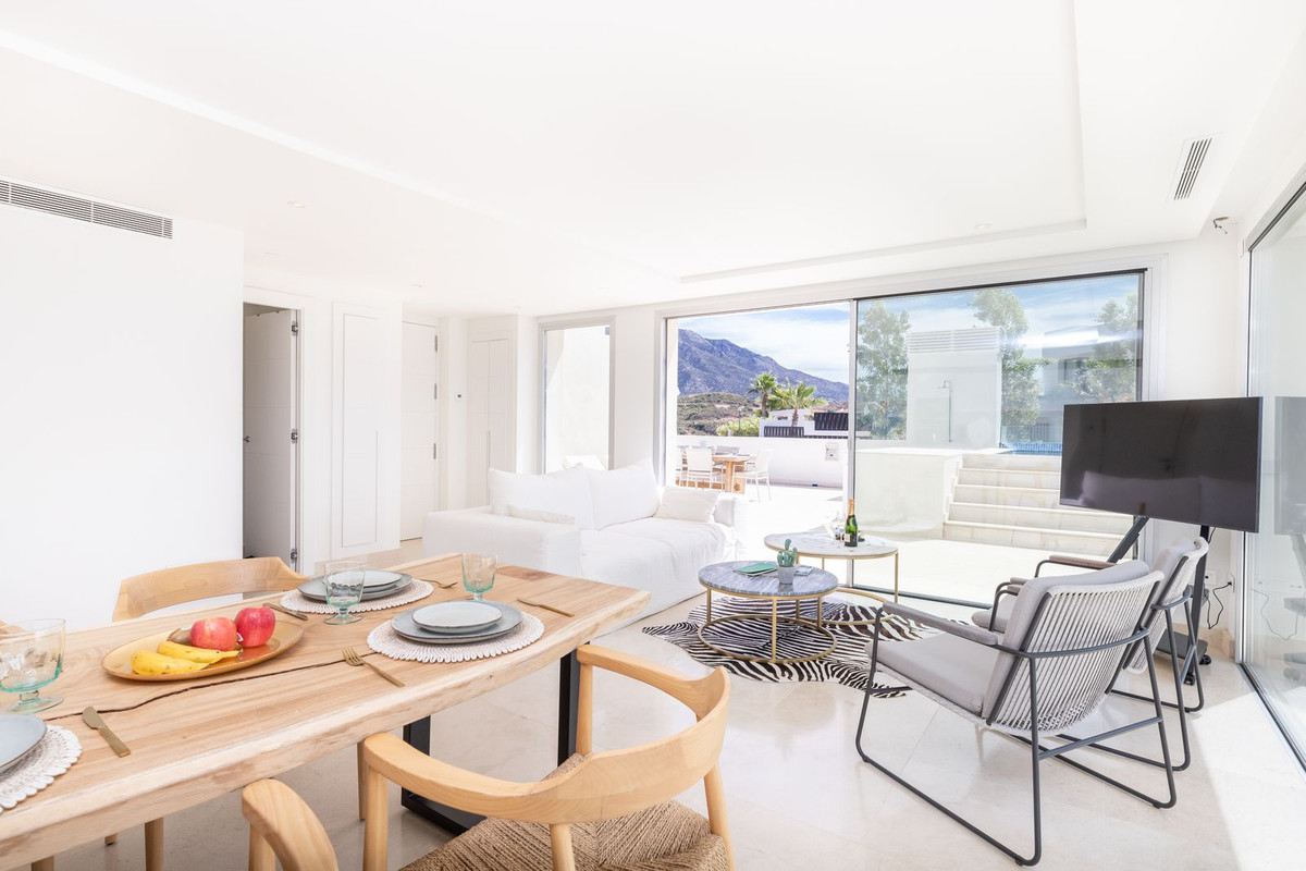 2 Bed Apartment for sale in Nueva Andalucía Costa Del Sol, Málaga, Spain