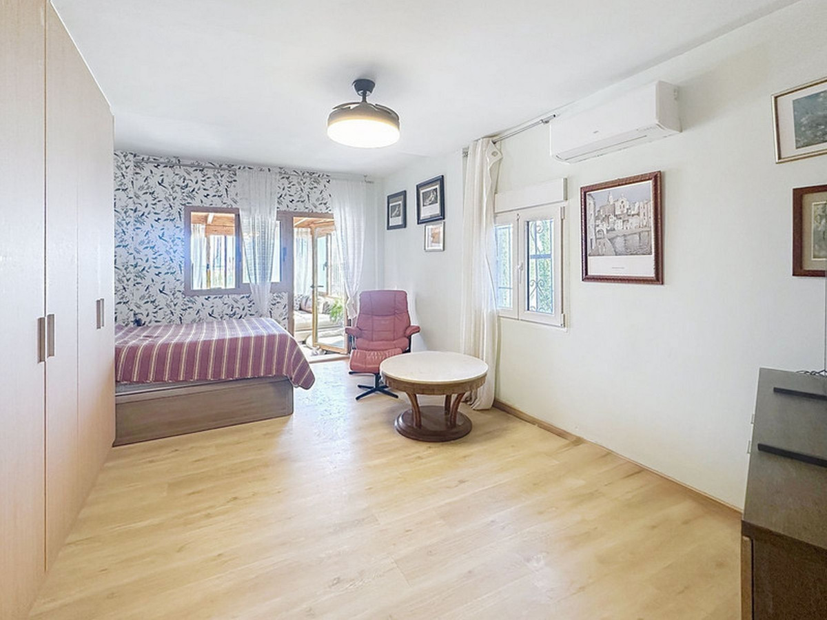 3 Bed Townhouse for sale in Estepona Costa Del Sol, Málaga, Spain