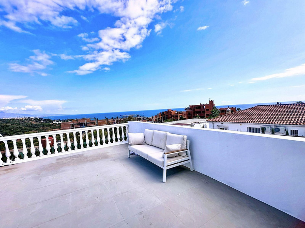3 Bed Townhouse for sale in Estepona Costa Del Sol, Málaga, Spain