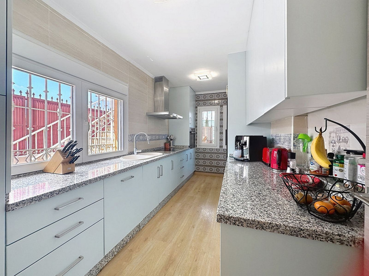 3 Bed Townhouse for sale in Estepona Costa Del Sol, Málaga, Spain