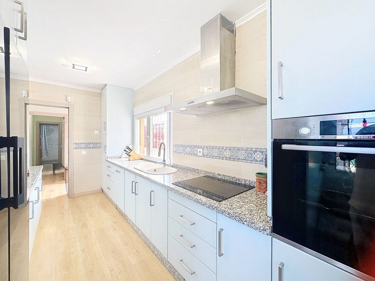 3 Bed Townhouse for sale in Estepona Costa Del Sol, Málaga, Spain