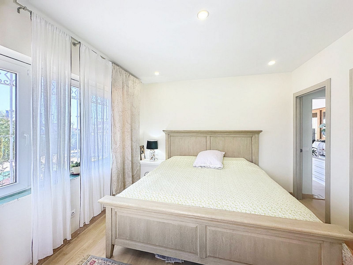 3 Bed Townhouse for sale in Estepona Costa Del Sol, Málaga, Spain