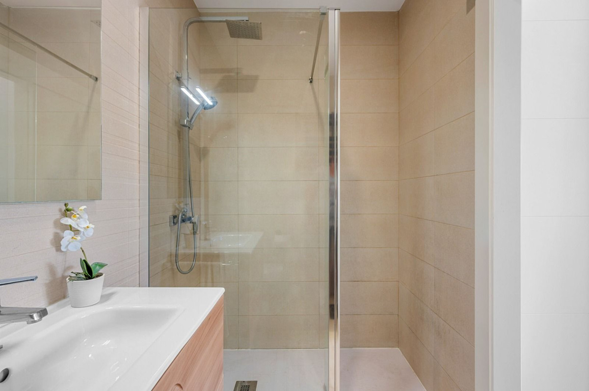 Se vende Adosada de 3 dormitorios en Costa Blanca, Alicante, España