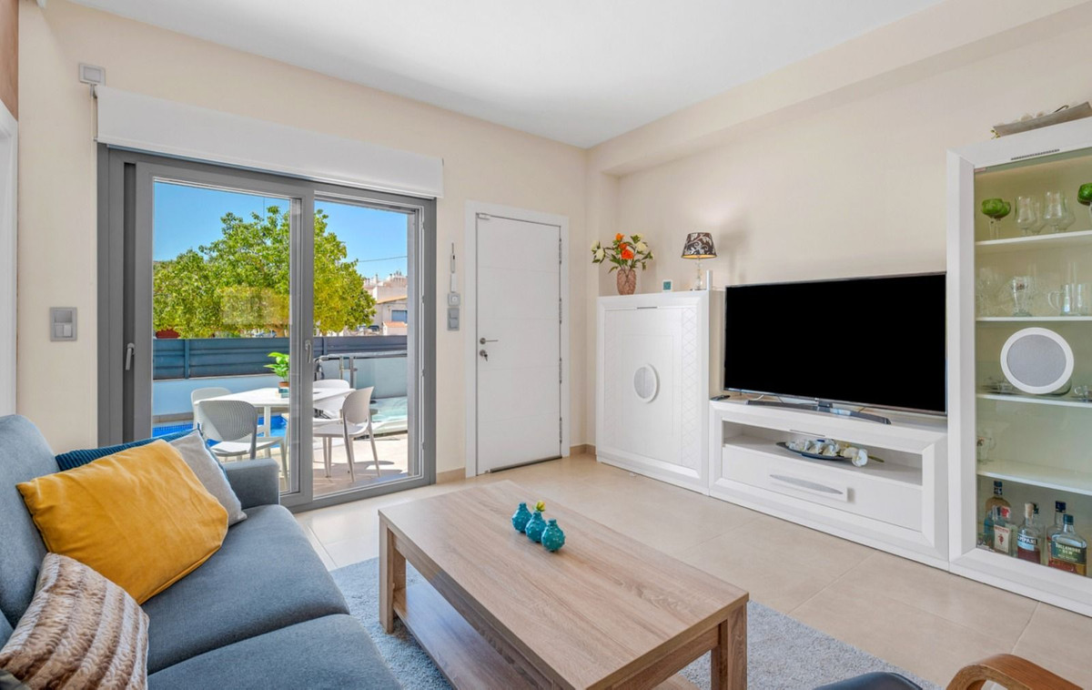 Se vende Adosada de 3 dormitorios en Costa Blanca, Alicante, España