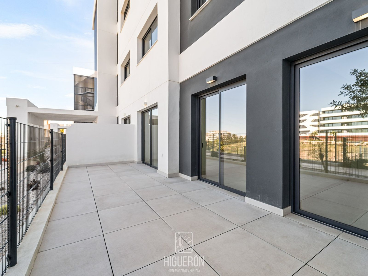3 Bed Apartment for sale in Fuengirola Costa Del Sol, Málaga, Spain