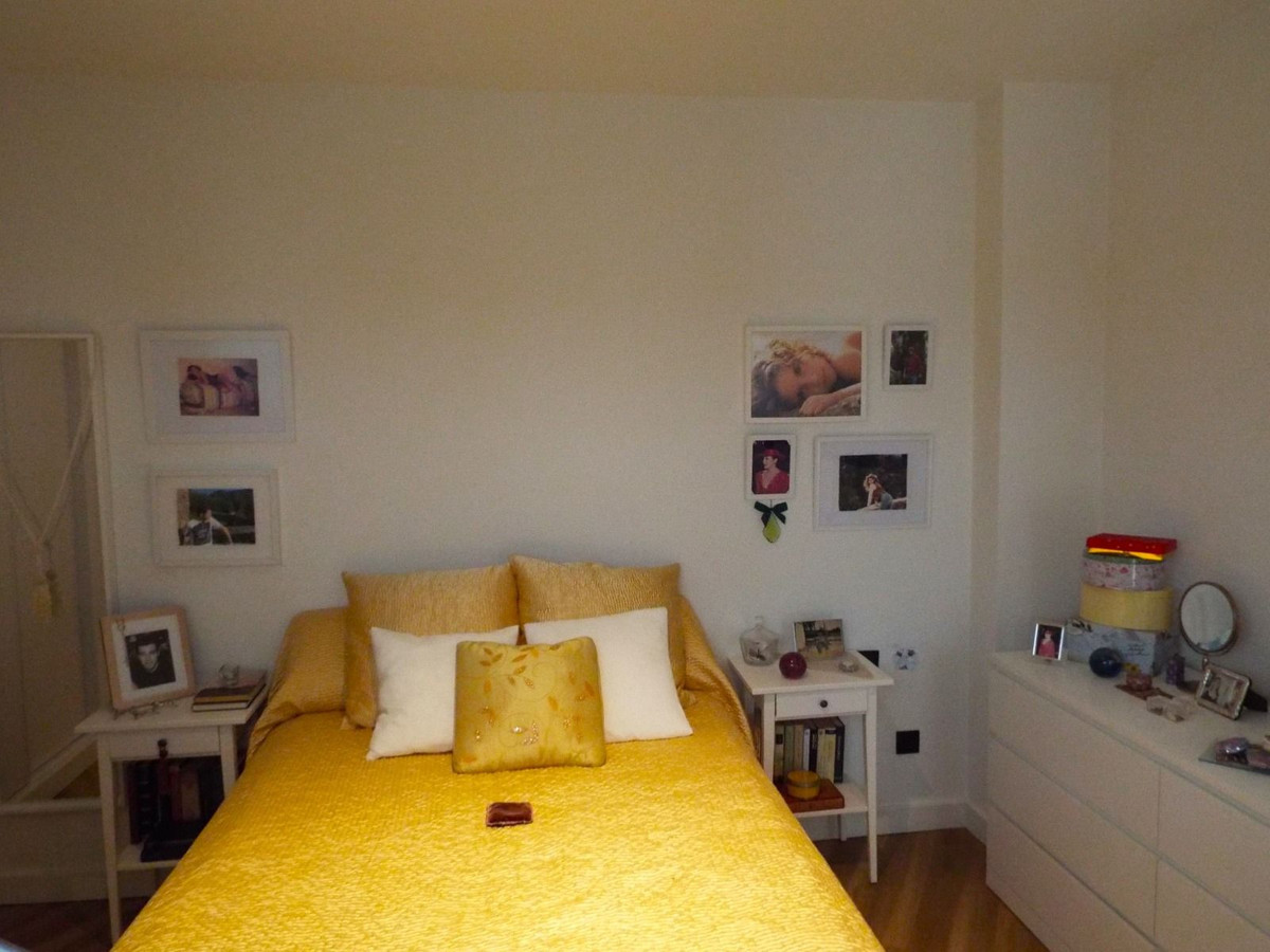 1 Bed Apartment for sale in Estepona Costa Del Sol, Málaga, Spain