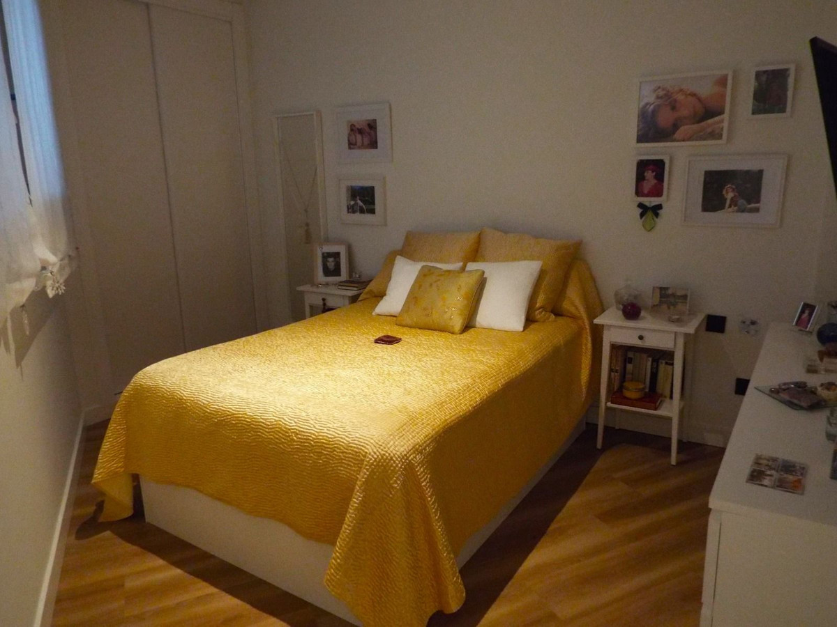 1 Bed Apartment for sale in Estepona Costa Del Sol, Málaga, Spain