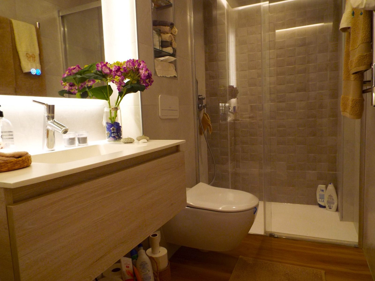 1 Bed Apartment for sale in Estepona Costa Del Sol, Málaga, Spain