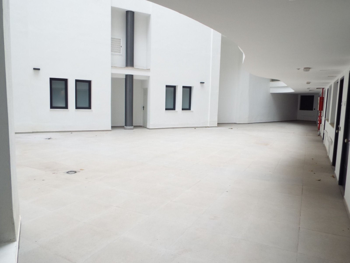 1 Bed Apartment for sale in Estepona Costa Del Sol, Málaga, Spain