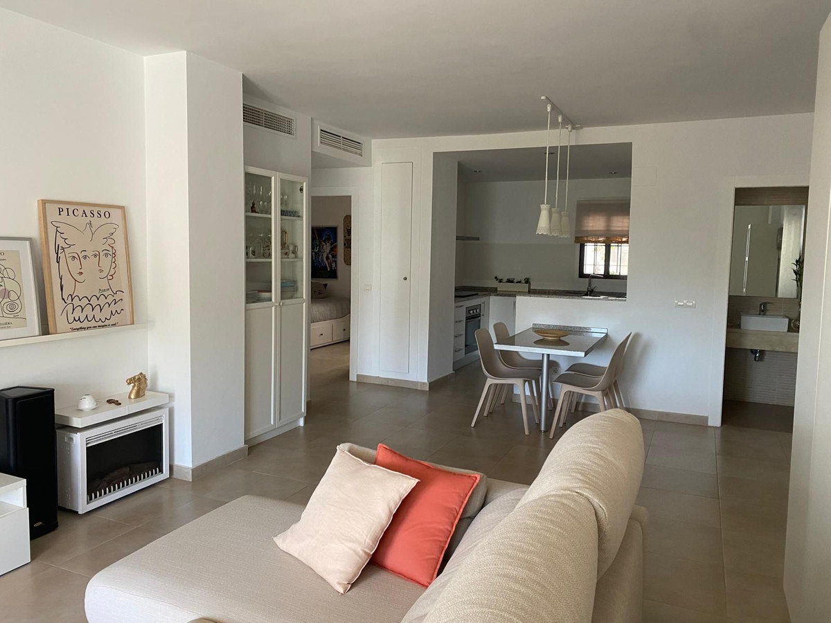 Se vende Apartamento Planta Baja de 2 dormitorios en Costa Del Sol, Málaga, España