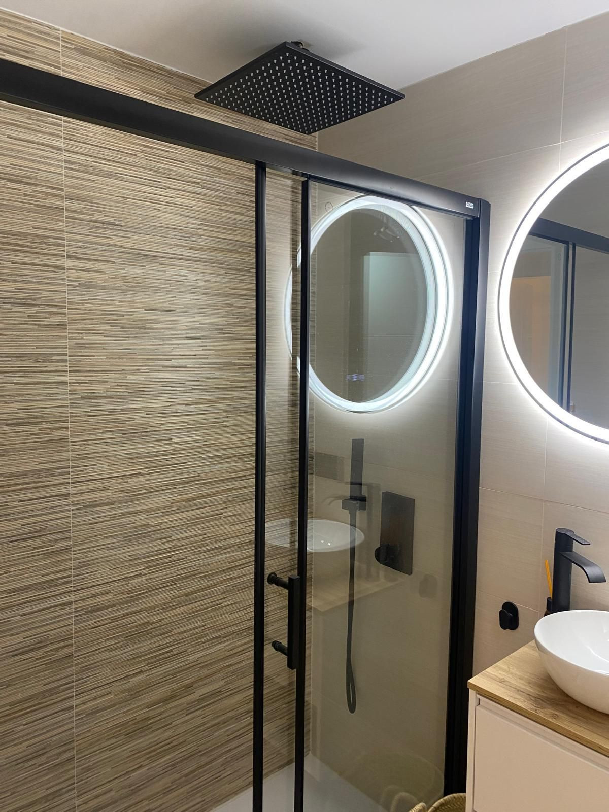 Se vende Apartamento Planta Media de 4 dormitorios en Costa Del Sol, Málaga, España