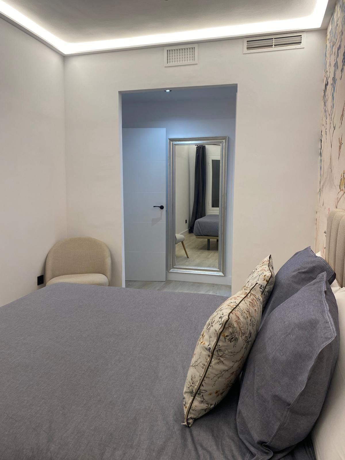 Se vende Apartamento Planta Media de 4 dormitorios en Costa Del Sol, Málaga, España
