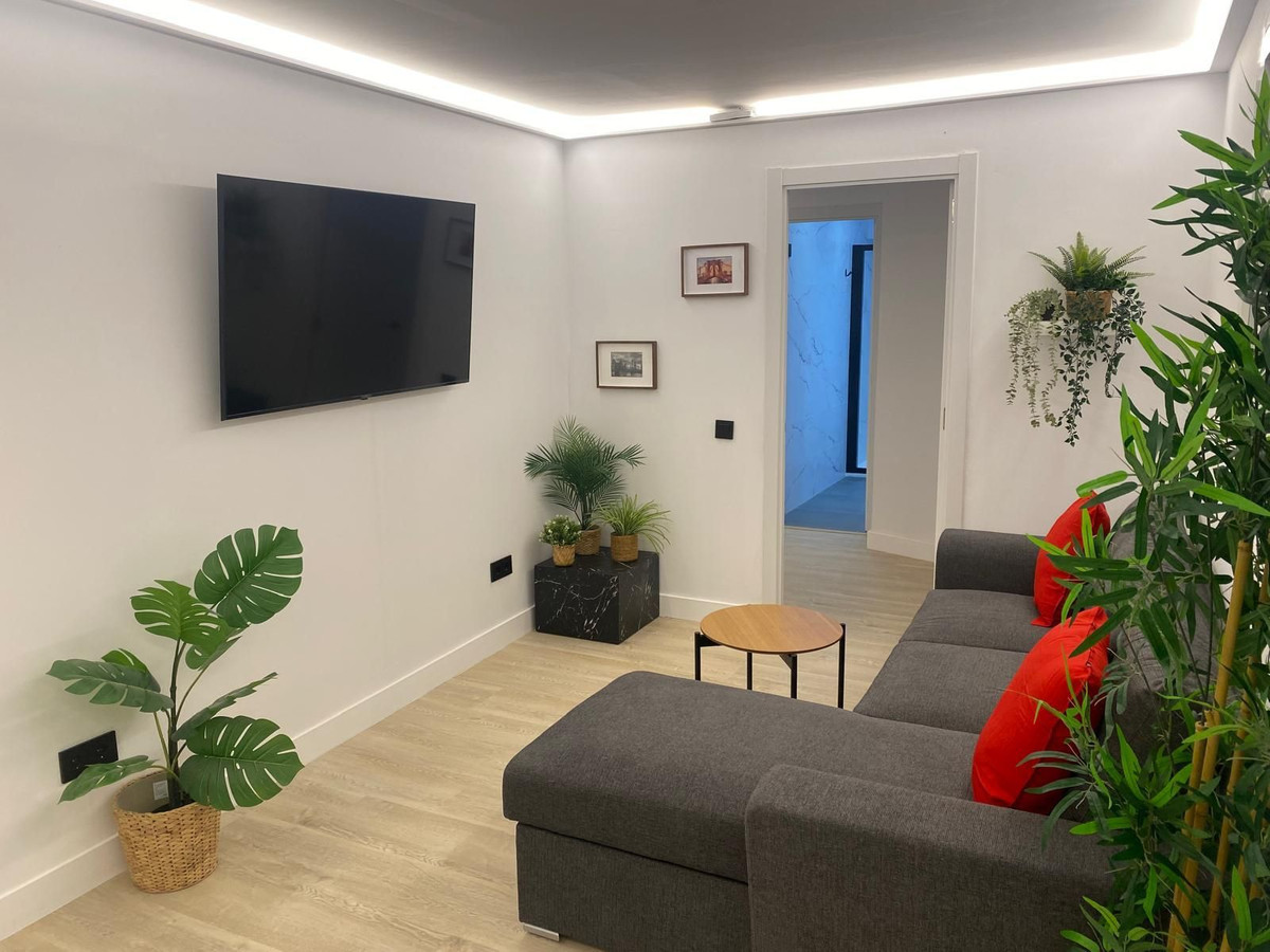 Se vende Apartamento Planta Media de 4 dormitorios en Costa Del Sol, Málaga, España