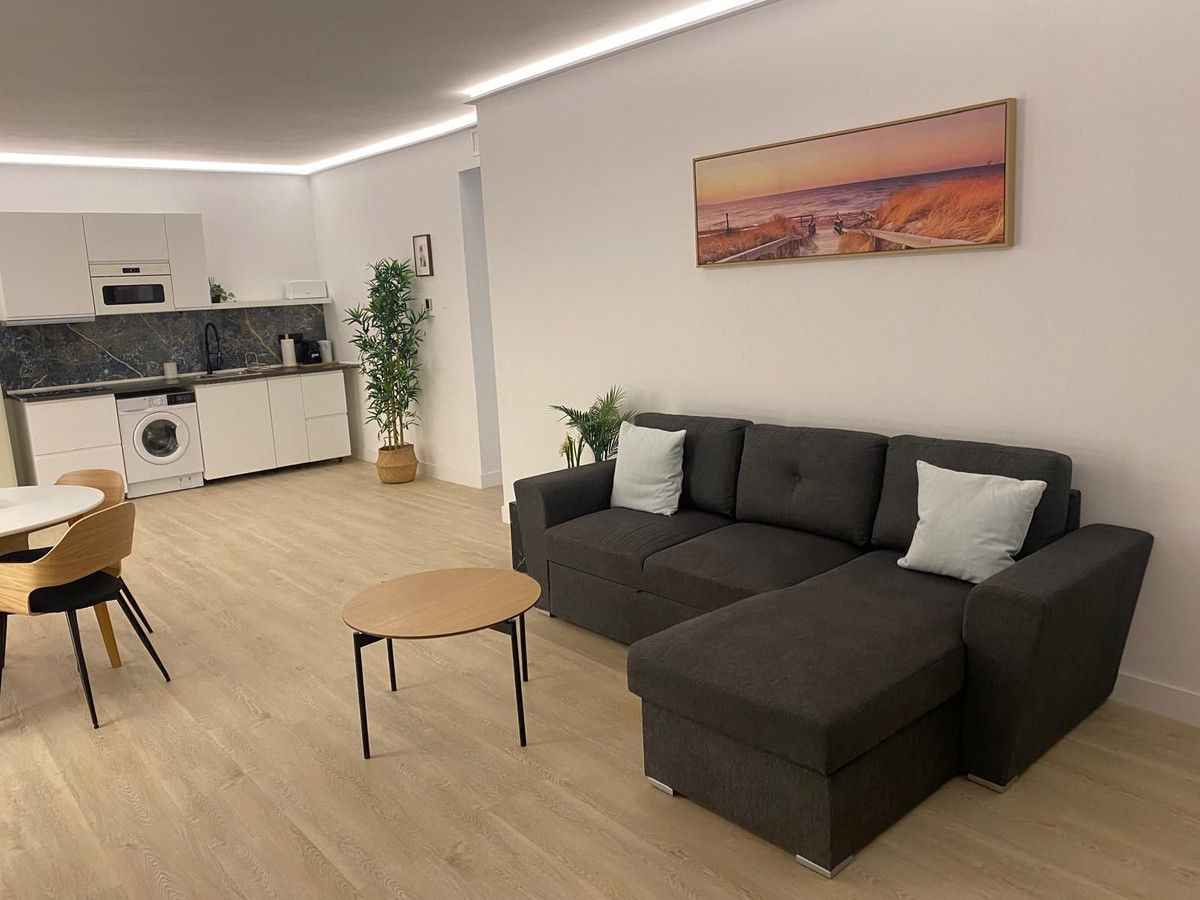Se vende Apartamento Planta Media de 4 dormitorios en Costa Del Sol, Málaga, España