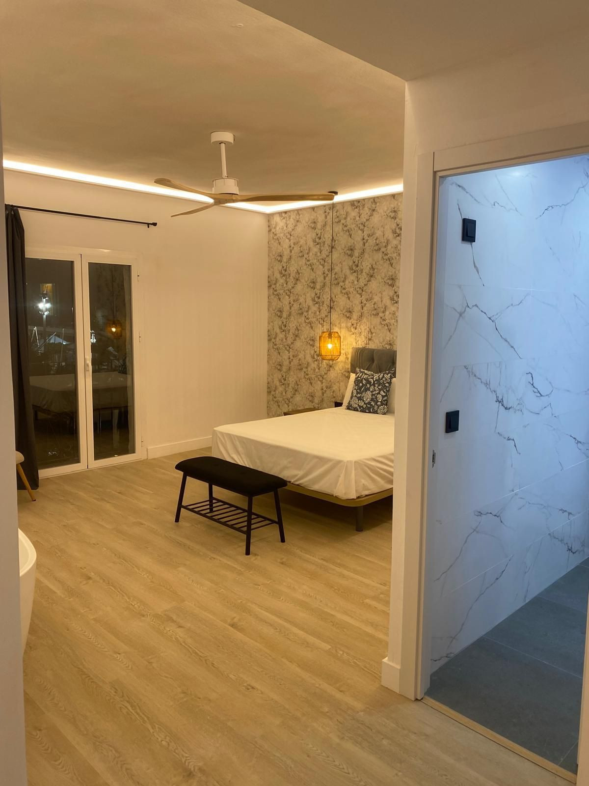 Se vende Apartamento Planta Media de 4 dormitorios en Costa Del Sol, Málaga, España